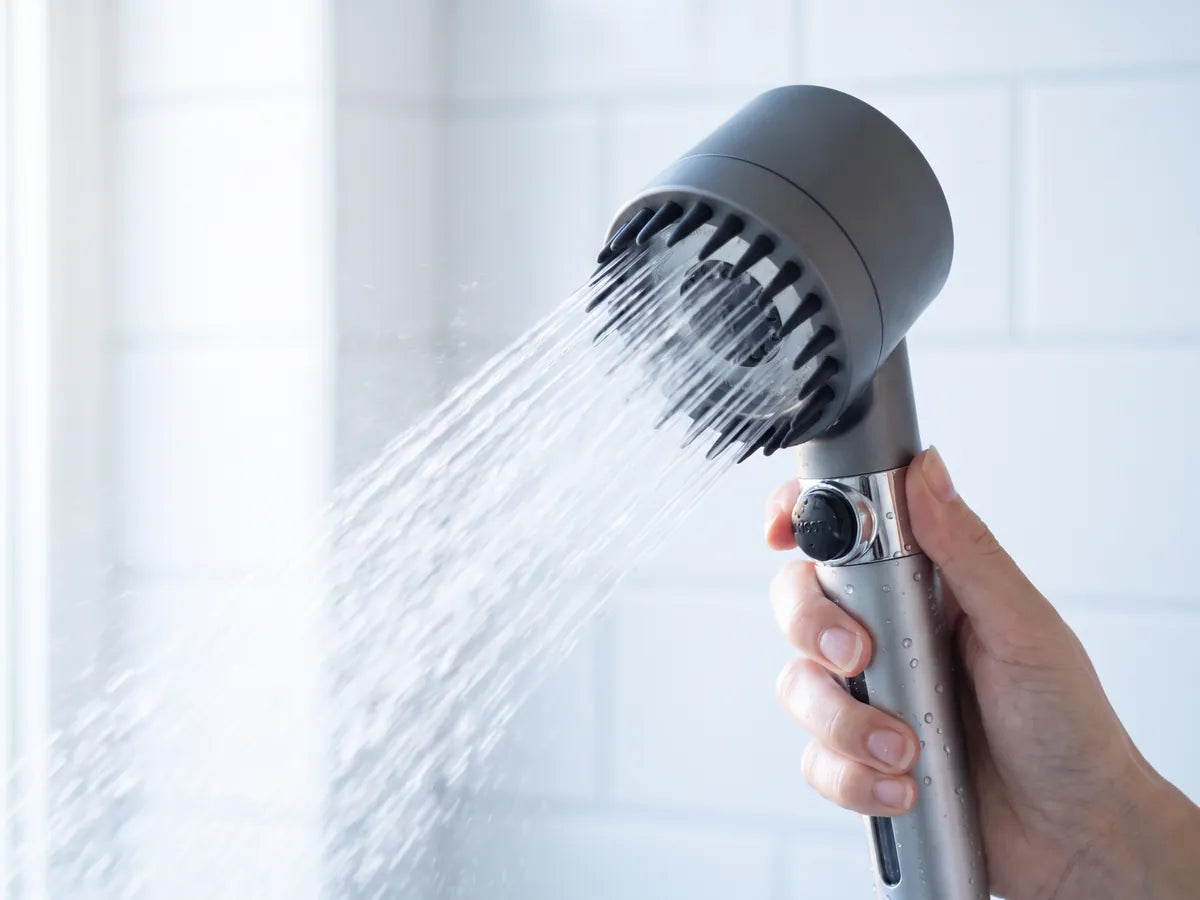 Chorro a alta presión saliendo de la IonShower